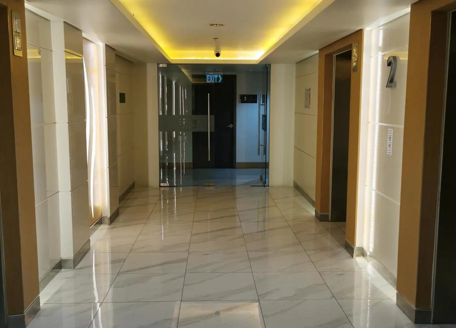 Shore 3 Tower 2 Mall Of Asia Paranaque City