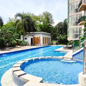 Aparthotel Lancris Residences 2 Bedroom Entire Near Airport With Pool, Paranaque City